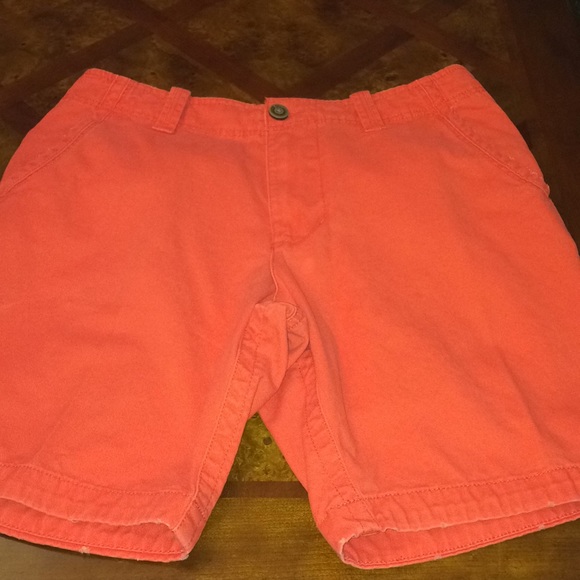 Red Camel Other - Men’s Red Camel Short. Like new.